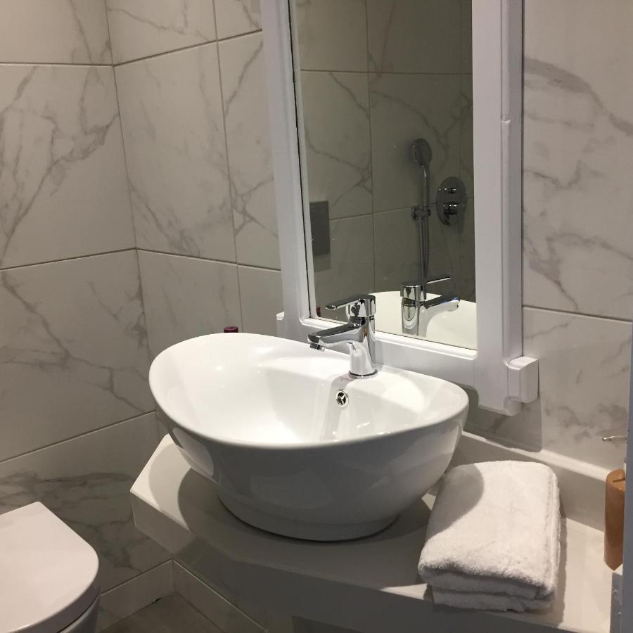 City Pearl Hotel خيرسونِسوس المظهر الخارجي الصورة