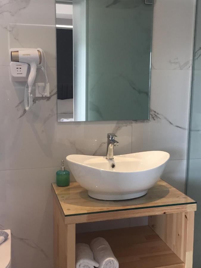 City Pearl Hotel خيرسونِسوس المظهر الخارجي الصورة